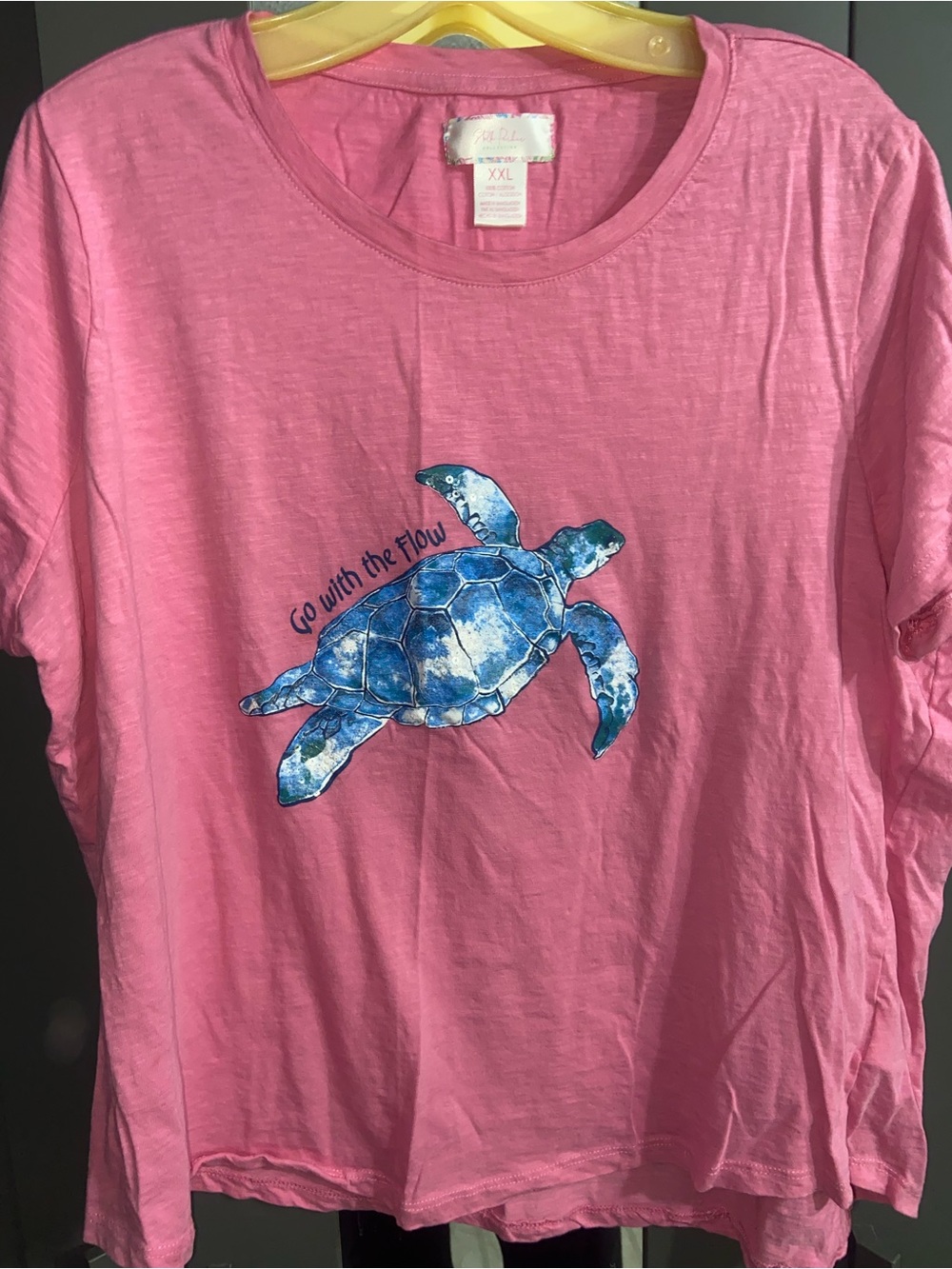 Women’s Pink Short Sleeve Tee with Blue Sea Turtle Graphic